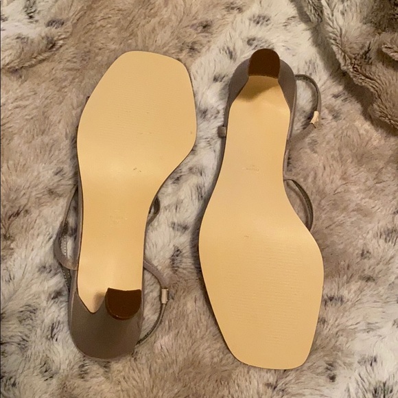 NEW Metallic pewter strappy chunky heels wedding prom - Picture 2 of 4